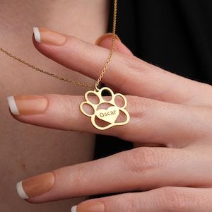 Chic Paw Charm Necklace, Customized Dog Name Necklace, Gold Plated Paw Pendant, Gift for Dog Mom, Meaningful Dog Owner Jewelry, Gift for Her