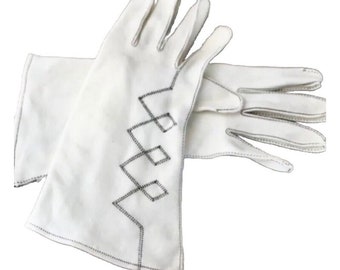 Short Vintage White Gloves with Black Geometric Embroidery by Wear Right, Size 6-1/2, Bridal Spring Summer, 1960s Winter White, Easter