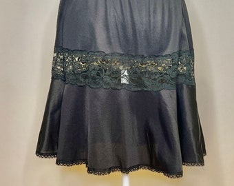 Black Half Slip by Sears Doesn't Slip, 1960's Lingerie All Nylon Anti Cling Elastic Waist With Lace Panel And Lace At Hem, Satin Look Short