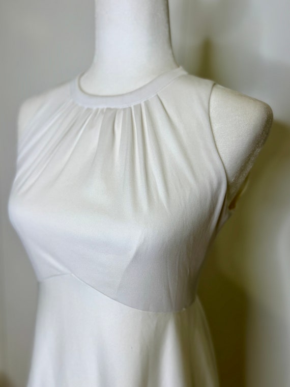 1960s Handmade White Sleeveless Dress with Empire… - image 7