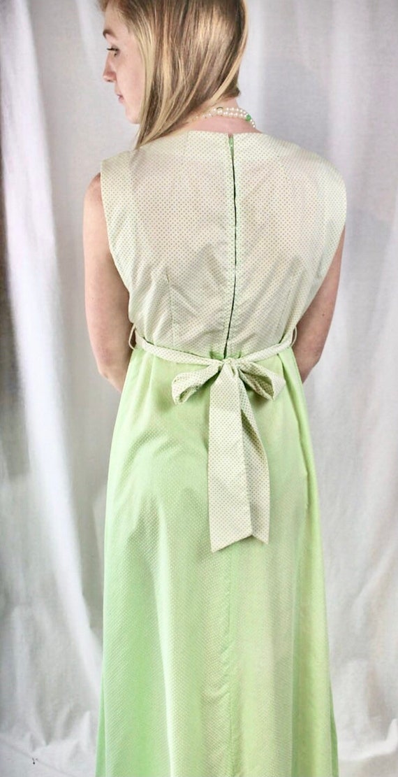 Green Spring Sundress 1970's Soft Green and White… - image 10