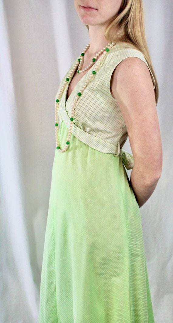 Green Spring Sundress 1970's Soft Green and White… - image 7
