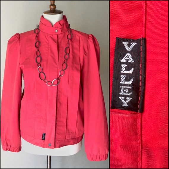 Red Hot Retro Jacket with Thriller Vibes! Ruching… - image 10