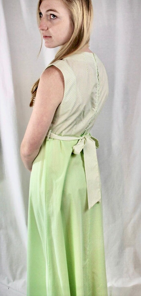 Green Spring Sundress 1970's Soft Green and White… - image 9