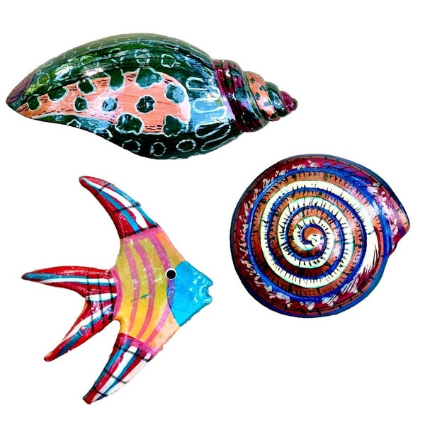Shell & Fish Brooch Set of 3, Large Wooden Sea Life Pins, Hand Painted Summer Fun Accents Vintage 1990’s Vacation Style