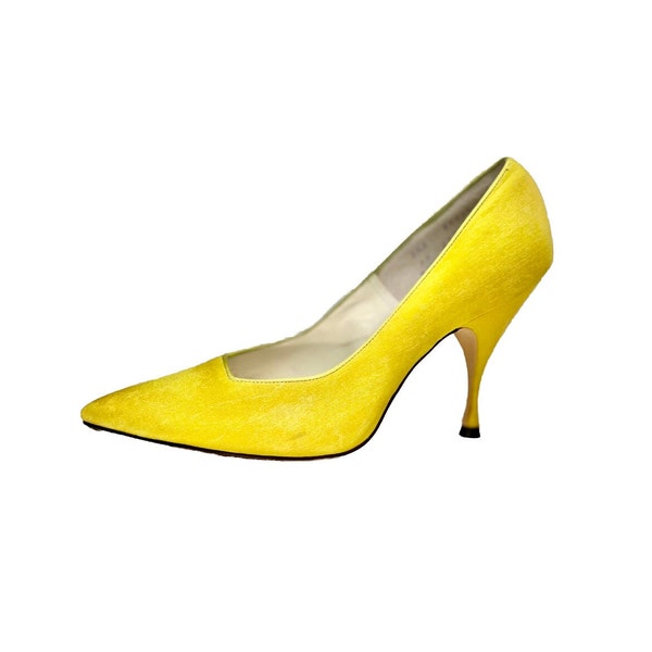 Vintage Striking Yellow 50s Heels - Quali Craft - Judy Haynes White Christmas Vibes, Gorgeous Show Stoppers, Glamour, Size 5-1/2B AA Width