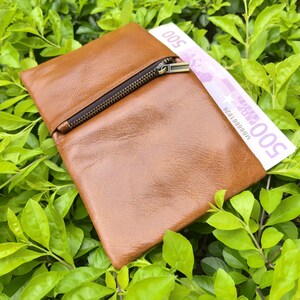 Portefeuille à deux volets RFID personnalisé pour homme - Cuir marron avec fenêtre pour carte d'identité et poche pour pièce de monnaie - Cadeau personnalisé pour mari, père, petit ami, lui