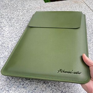 Custodia in pelle personalizzata per laptop, custodia per MacBook Pro 14, borsa in pelle bovina per laptop, custodia per MacBook Pro/Air, custodia per MacBook Pro 15/16 con stampa in rilievo