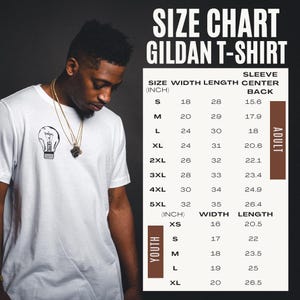 Personalized Senior 2027 Football Shirt, Custom Football Player Name & Number Tee, Senior Night Shirt, Football Mom Gift, Class of 2027 Tee Bild 5