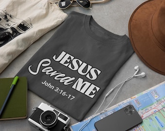 Camiseta "Jesús me salvó" / Camiseta con tipografía de fe cristiana