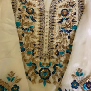 Abito in seta Sheesha ricamato con Dupatta in organza / Abito indiano pakistano immagine 13