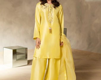 Designer Seidenkleid mit Organza Dupatta | Benutzerdefinierte Shalwar oder Hose|Bestickter Seidenanzug