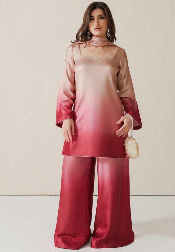 silk stylish kaftan dress design Elegant 2 Tone for Women | Luxury Ombre | Black & Magenta Modest Wear | Custom Color Ava Breathtaking Illusion Lace Appliqué Girls Dress Shoes Kaftan maxi dress The print on back Color:Stonewash