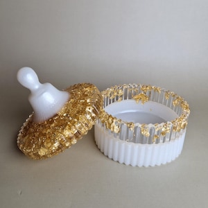 Boite à bijoux en résine
