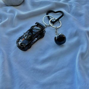 couple hot wheels porsche 911 gt3 keychains image 7