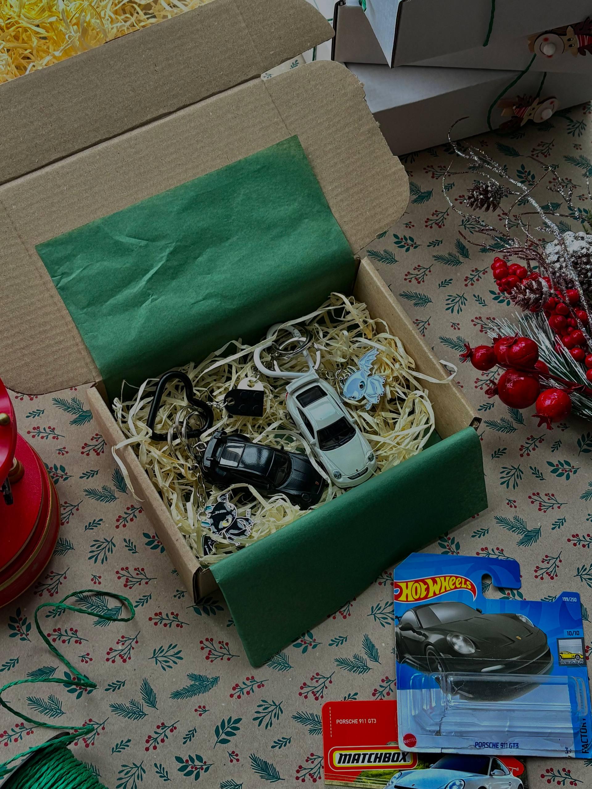 Couple Porsche 911 GT3 Keychains. Christmas Variation - Etsy