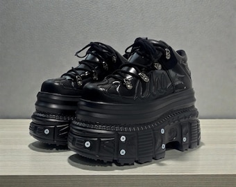 Zapatillas de plataforma punk Y2K • Zapatos de tacón súper alto para mujer • Tacones gruesos tipo muffin hechos a mano
