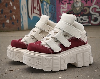 Botines góticos de plataforma para mujer, tacón grueso con tacón alto, estilo rock alternativo.