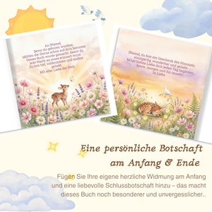 K&ouml;nnte beinhalten: Zwei offene B&uuml;cher mit Illustrationen eines Rehs in einem Blumenfeld. Der Text auf den Seiten enth&auml;lt eine personalisierte Nachricht. Das Bild hat eine weiche, pastellfarbene Farbpalette mit Sonne und Wolken im Hintergrund.