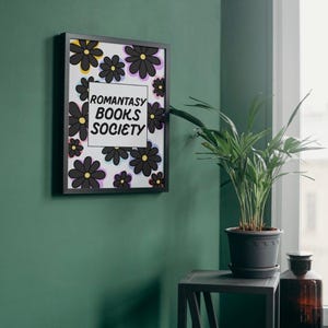 Romantasy Book Society | Wydruk cyfrowy | Cyfrowa sztuka ścienna | Sztuka do pobrania | Obraz do wydrukowania | Wystrój książkowy