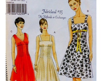 Pin Tuck Waist Dress Pattern, Sundress, Empire Waist, Straps/ Wrap Bodice, Fit & Flare, Vogue 8488 Size 6 8 10 12