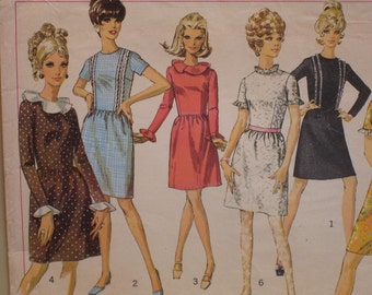 1960s Fitted Bodice Dress Pattern, Slightly Gathered Skirt, Long/ Short Sleeves, Ruffle Neck, Mini, Simplicity 7672 Size 9 bust 32"