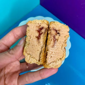 Don’t get Jelly, I’m just spreading Peanut Butter!- mooncake Flavour- single vegan mooncake