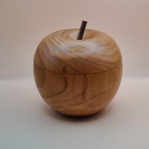 Handmade Wild Cherry Wood Apple-Shaped Jar (16 cm / 6.3 in Tall) – Decorative Wooden Container for Cookies, Dry Fruit, or Keepsakes