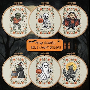 Può includere: Una collezione di sei disegni a punto croce a tema Halloween in cerchi di legno. I disegni includono uno zombie, uno scheletro, un vampiro, una strega, un fantasma e un lupo mannaro, ciascuno circondato da bordi floreali. È presente anche il testo "MEGA BUNDLE: ALL 6 SPOOKY DESIGNS!"