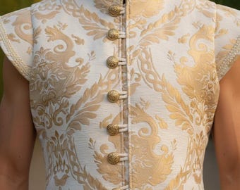 Elizabethan Jerkin Sleeveless Renaissance Vest – White & Gold Tudor Waistcoat, Medieval Cosplay Gift for Men