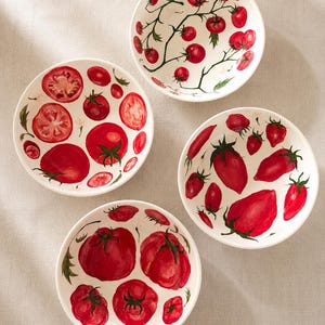 Tomates de verano: Juego de cuatro cuencos grandes para acompañamiento