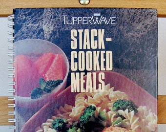 Vintage Tupperware TupperWave Stack Cooker Stacked Cooked Meals Cookbook Very Good Condition   CB329