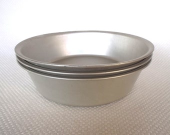 Choice of 3 Vintage Wear-Ever Deep Dish Pans, SOLD INDIVIDUALLY, Number 802 and 170, Heavy Aluminum Pans, Soup Stock 814 824 Replacements