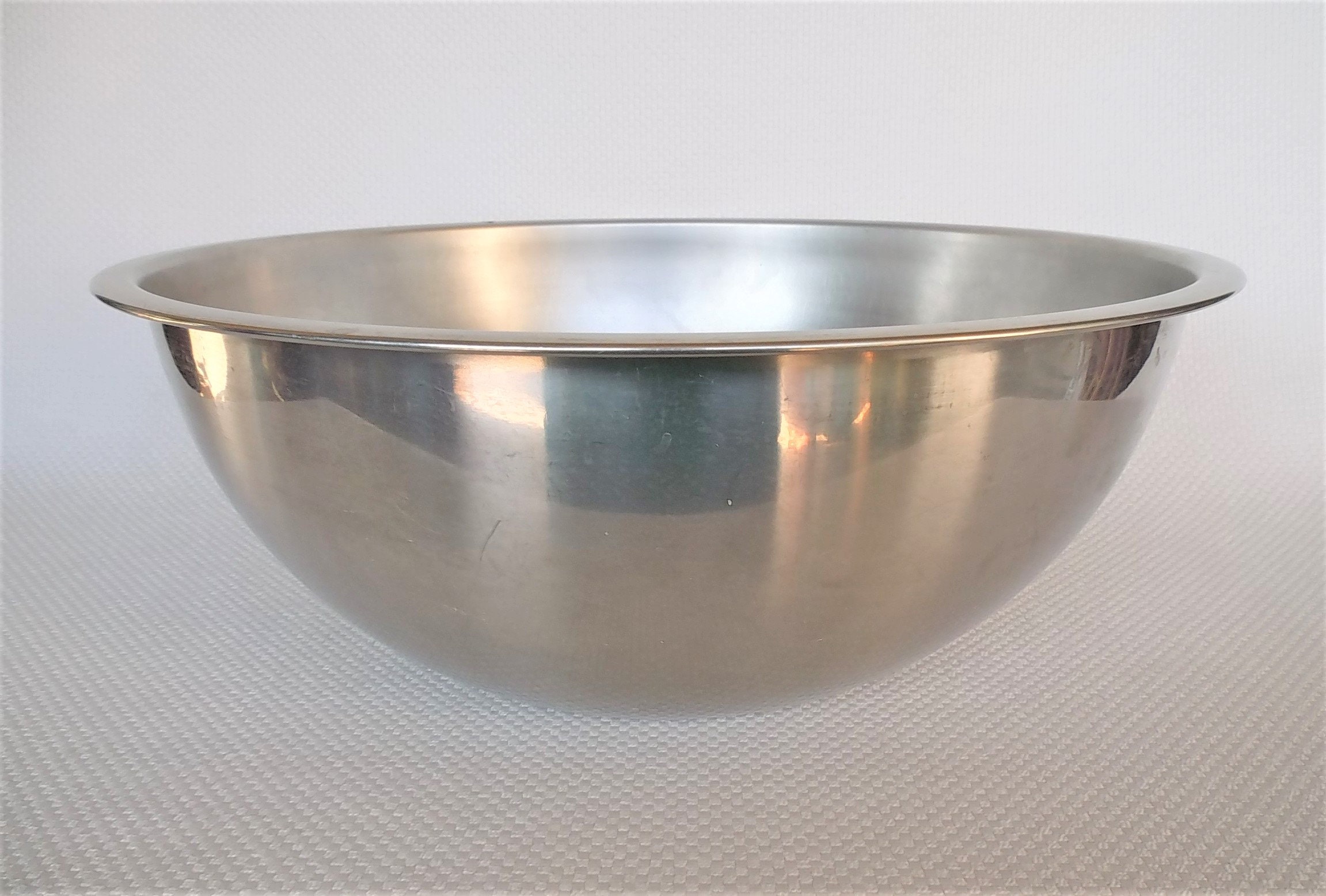 Vollrath 10 Qt. Stainless Steel Mixing Bowl