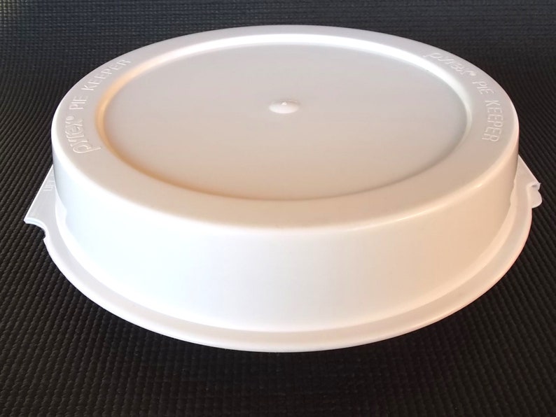 Vintage Pyrex Pie Keeper AND Vintage 9 Inch Pyrex Pie Plate Etsy