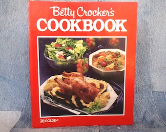 Vintage Betty Crocker's Cookbook RINGBOUND Red Cover 432 pages copyright 1986, 1978, 1969 Fifth Print circa 1988 Golden Press New York CB374