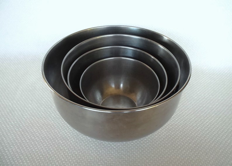 vintage stainless steel mixing bowls