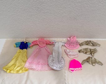 9pc Vintage Barbie Lot Suspected Disney Snow White Pink Gown Mattel Gold Jacket