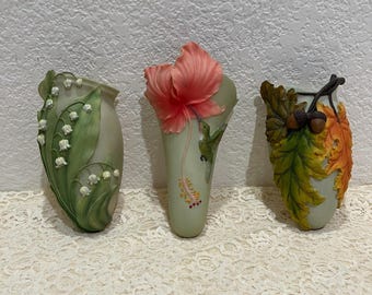 Ibis & Orchid Hibiscus Hummingbird Lily of Valley Fall Leaves Vase Lot 3