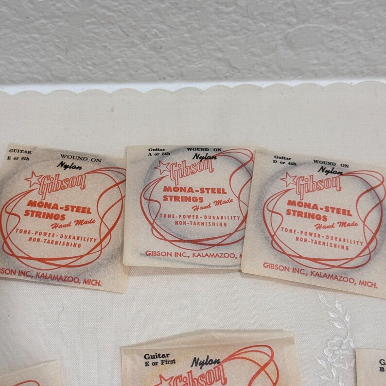 Corde per chitarra vintage Gibson Mona-Steel in nylon, set n. 495, Kalamazoo MI, nuove di zecca. immagine 4