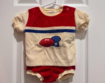 Conjunto vintage Health-Tex para bebé niño de 18 meses, camiseta y pantalón corto de felpa con estampado de fútbol.
