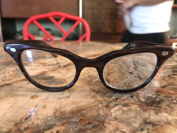 True 1950s 1960s vintage cat eye glasses used - image 1