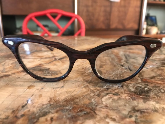 True 1950s 1960s vintage cat eye glasses used - image 2