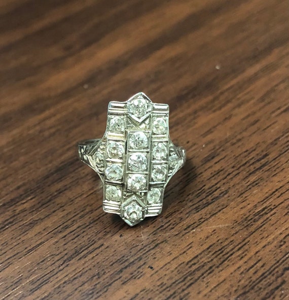 Exquisite 18k white gold edwardian diamond cocktai