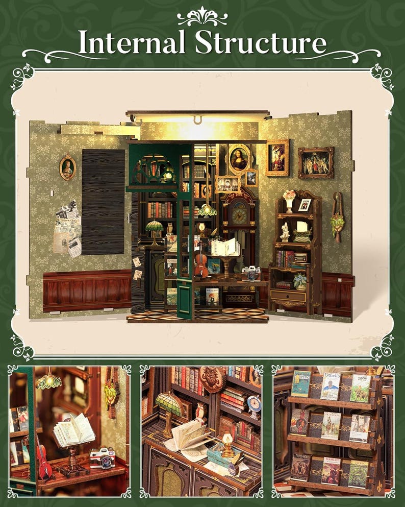 K&ouml;nnte beinhalten: Ein detailliertes Miniatur-Bibliotheksdiorama mit dem Text "Internal Structure". Die Szene zeigt B&uuml;cherregale, einen Schreibtisch mit Lampe, gerahmte Kunstwerke und eine Uhr. Die Farbpalette umfasst Braun-, Gr&uuml;n- und Goldt&ouml;ne.