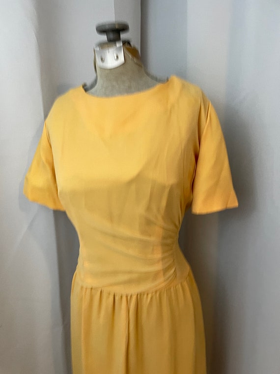 1950s Leslie Fay Cocktail Dress Mustard Yellow Go… - image 3