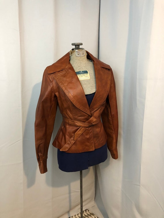 1970s Leather Jacket brown cognac wide collar disc