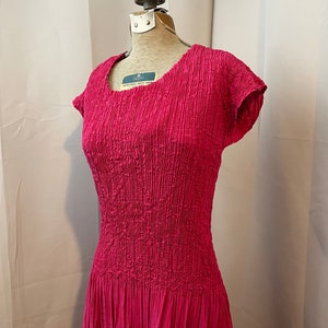 Popcorn Crinkle Dress Hot Pink super stretch 1980s 80s Vintage S image 2