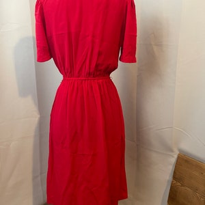 1940s style Dress 1980s Vintage Silk Red Spring Pleated Wrap Pockets S image 4