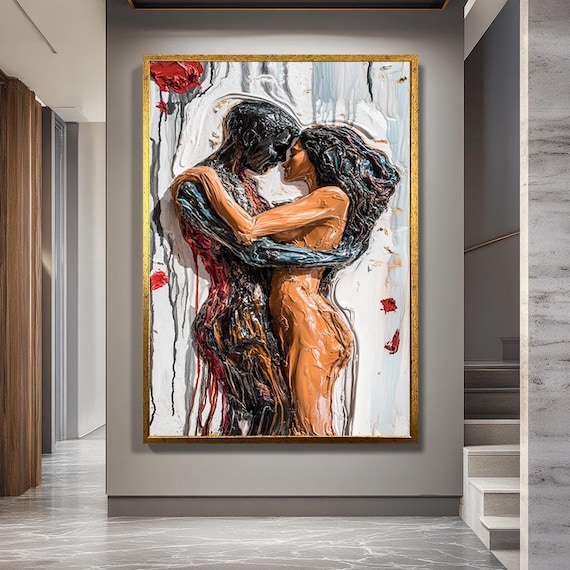 Abstract Couple Embrace Canvas Wall Art – Romantic Textured Print of Lovers Hugging Modern Passionate Love Artwork for Bedroom Decor